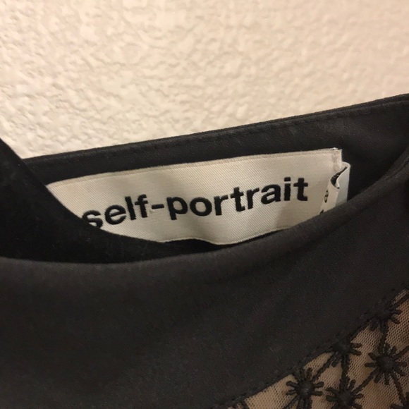 Dress - Picture 4 of 4